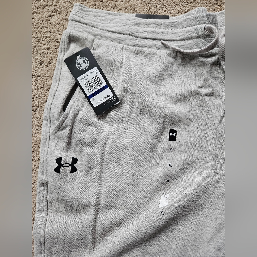 Under Armour UA joggers pants NWT